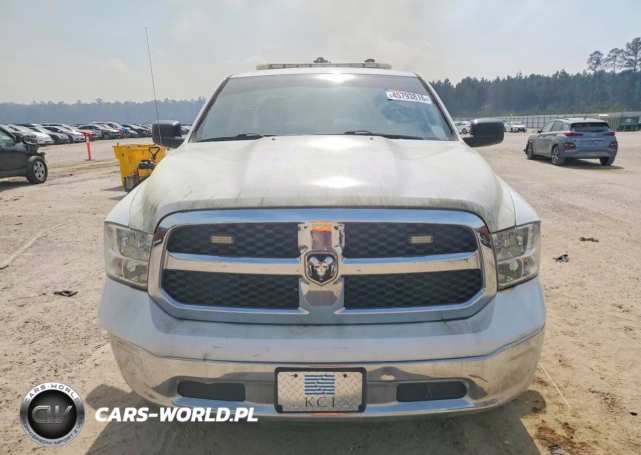 2019 Ram Trucks 1500 Classic Tradesman VIN:1C6RR7FG3KS544470 - 5