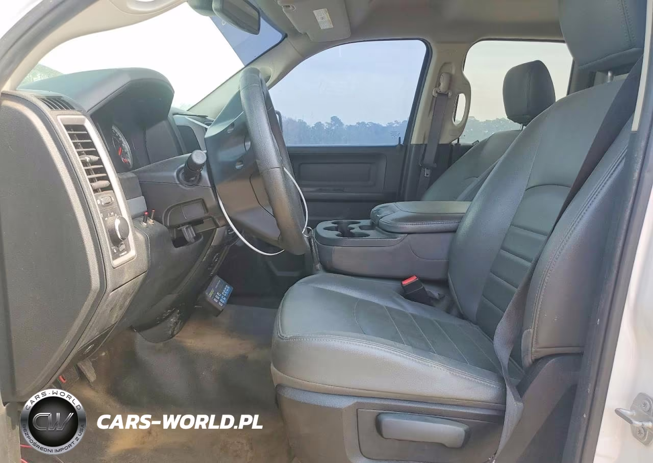 2019 Ram Trucks 1500 Classic Tradesman VIN:1C6RR7FG3KS544470 - 7