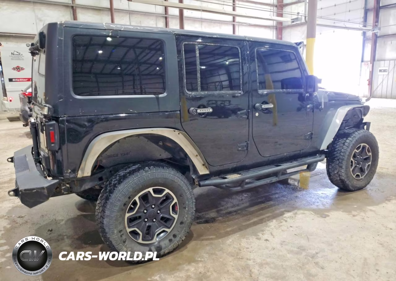 2017 Jeep Wrangler Unlimited Sport VIN:1C4BJWDGXHL579444 - 3