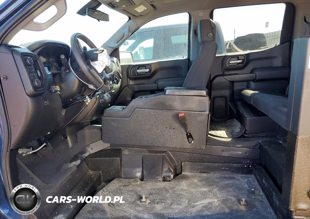 2021 Chevrolet Silverado K1500 Custom VIN:1GCUYBEF0MZ105058 - 7