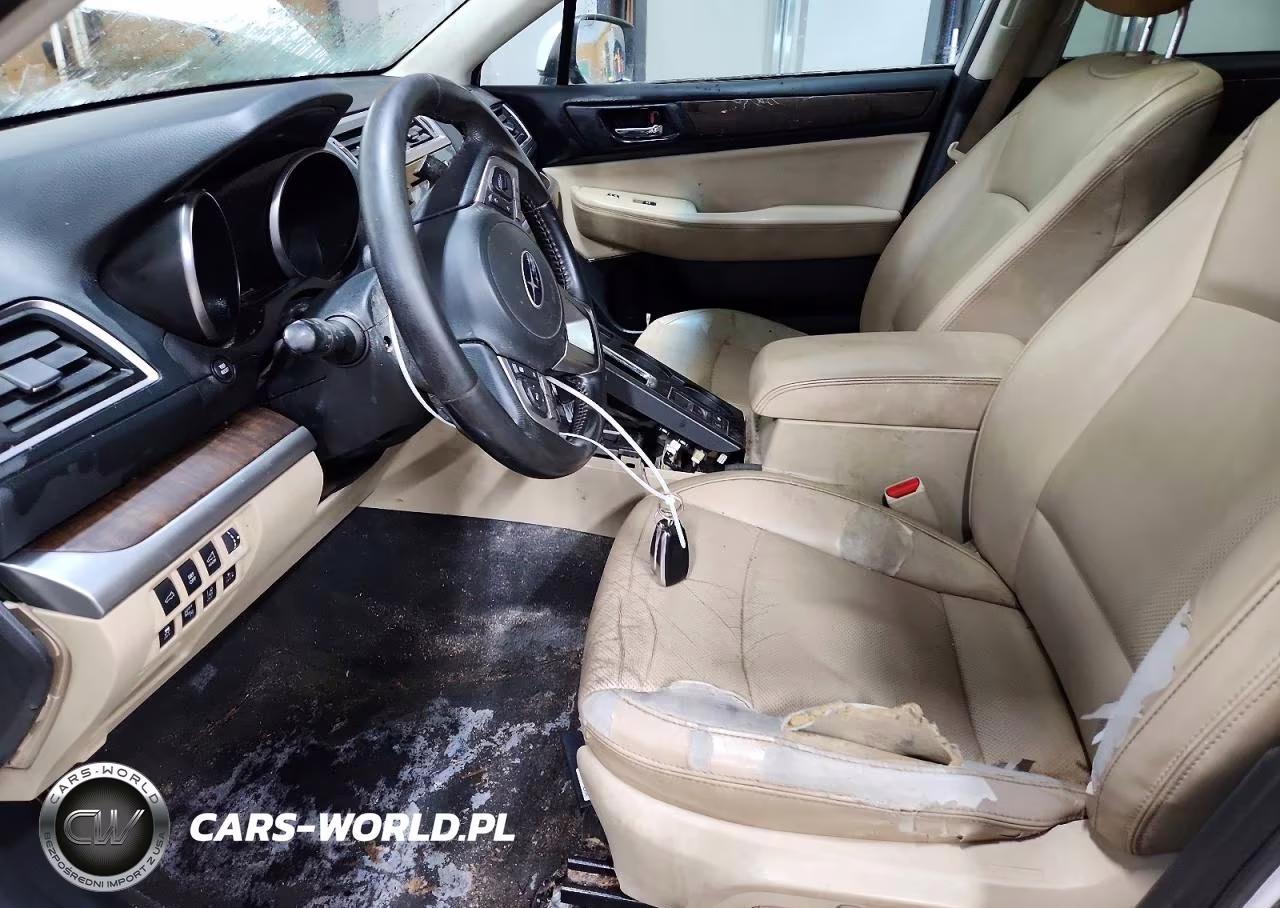 2017 Subaru Outback 3.6R Limited VIN:4S4BSENCXH3337087 - 7