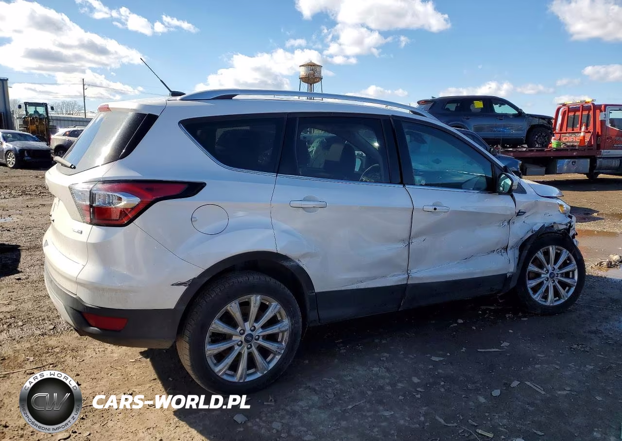 2017 Ford Escape Titanium VIN:1FMCU9J94HUE18287 - 3