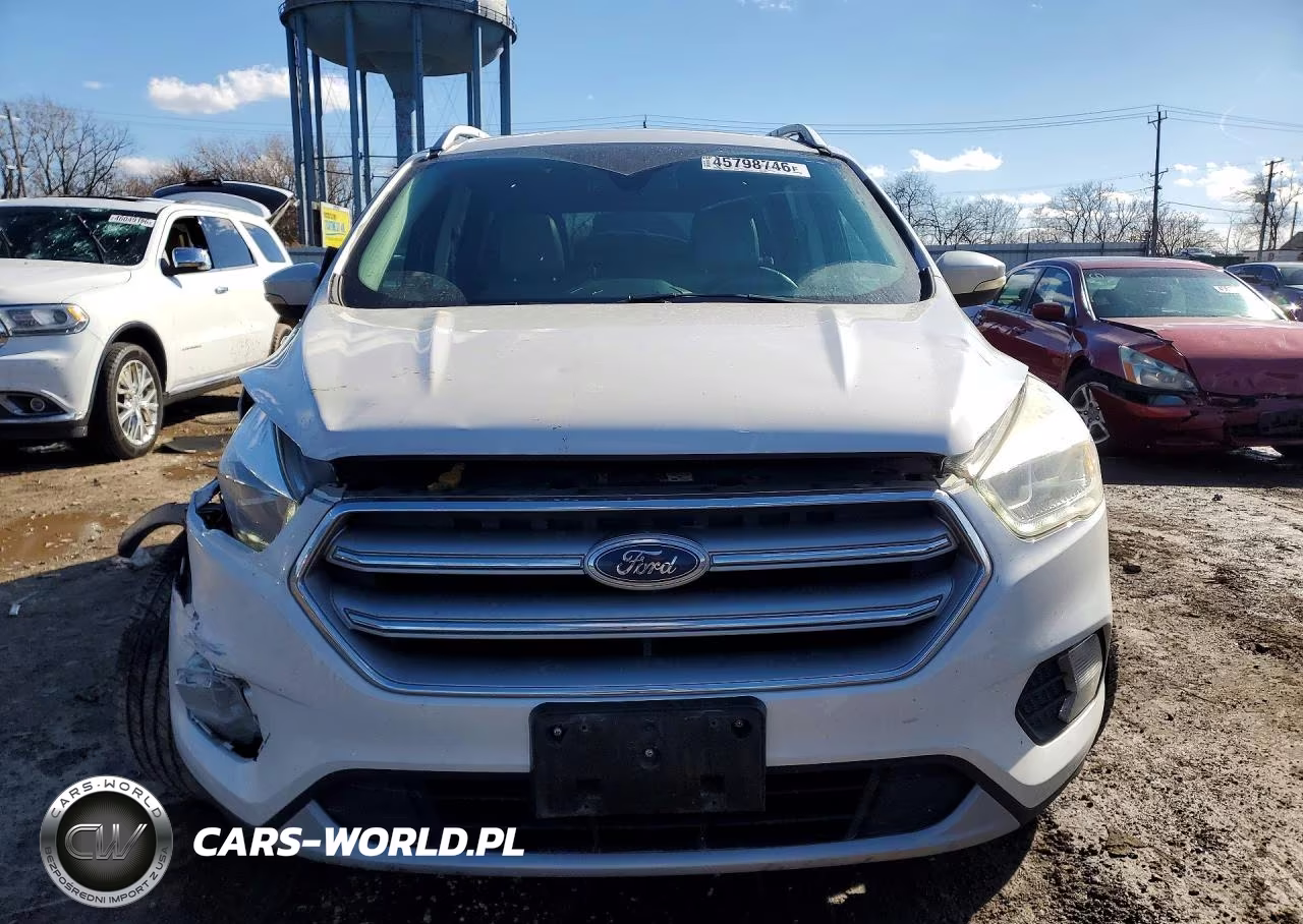 2017 Ford Escape Titanium VIN:1FMCU9J94HUE18287 - 5