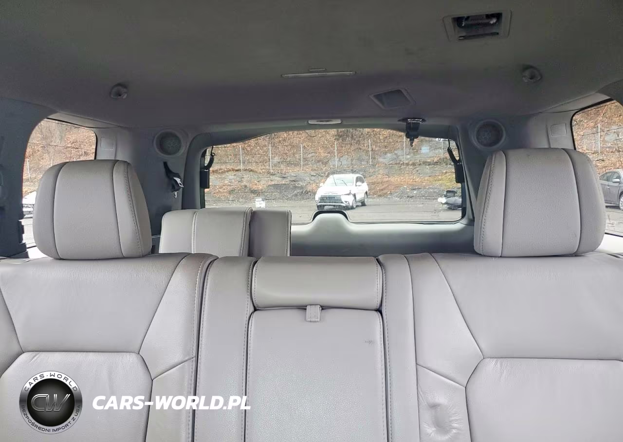 2013 Honda Pilot Touring VIN:5FNYF4H98DB015574 - 10