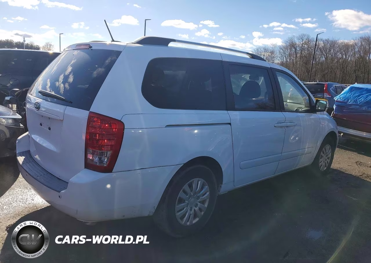 2011 Kia Sedona Lx VIN:KNDMG4C76B6384847 - 3
