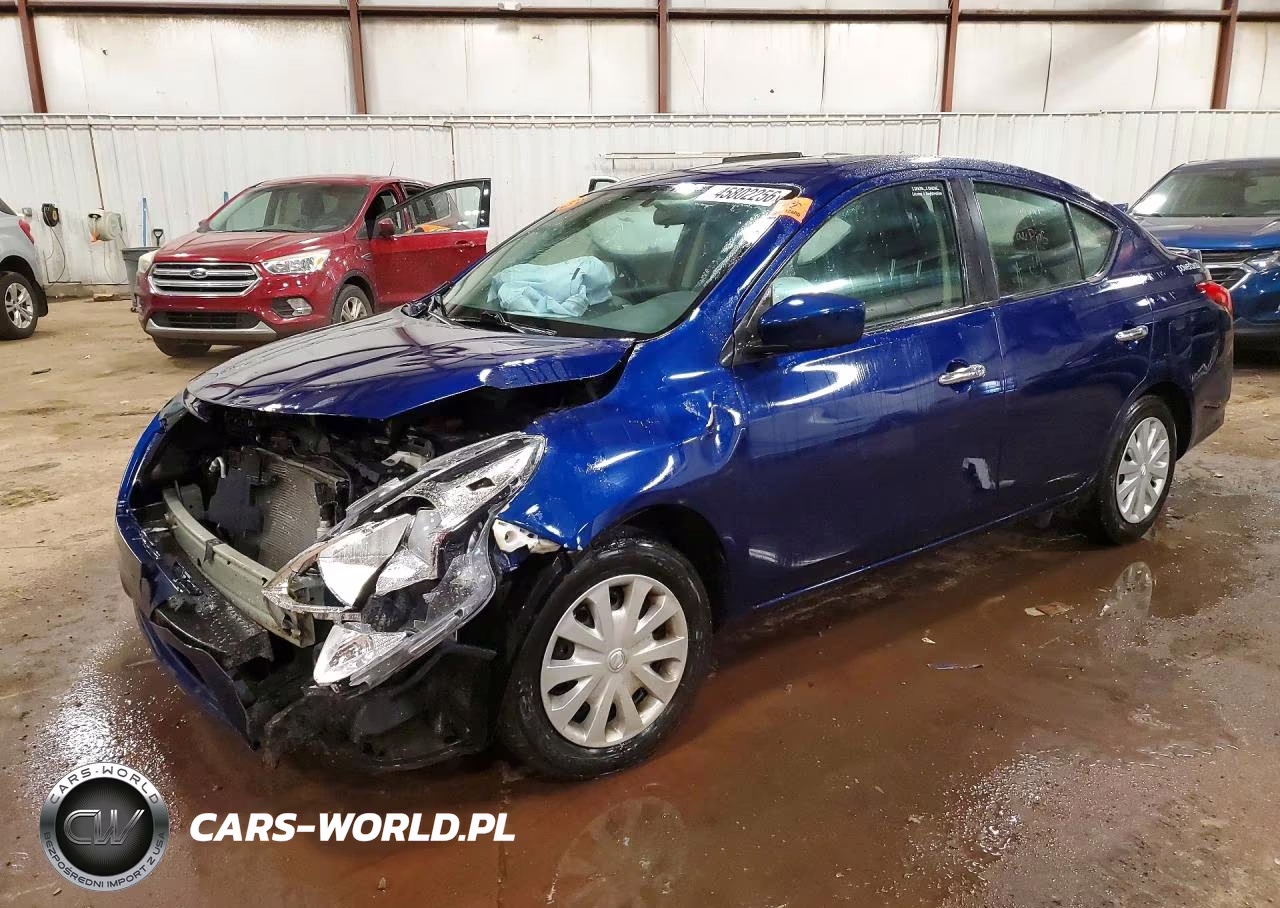 2019 Nissan Versa Sv