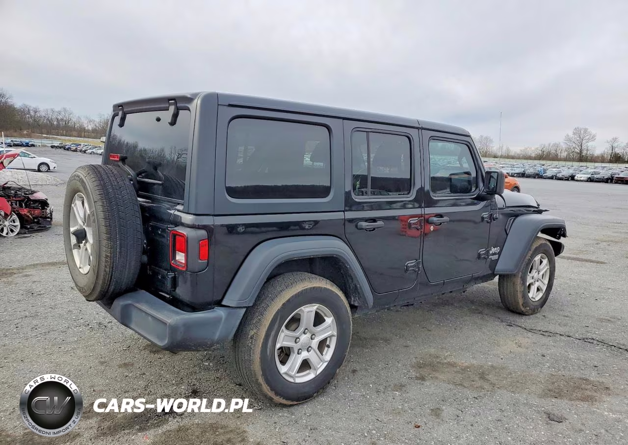 2019 Jeep Wrangler Unlimited Sport VIN:1C4HJXDN9KW683525 - 3