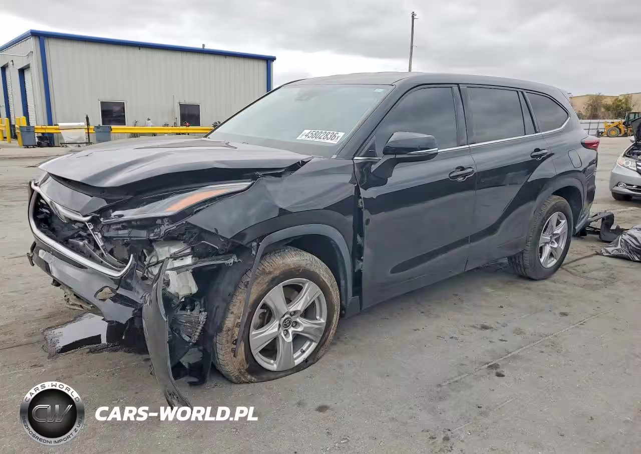 2022 Toyota Highlander L