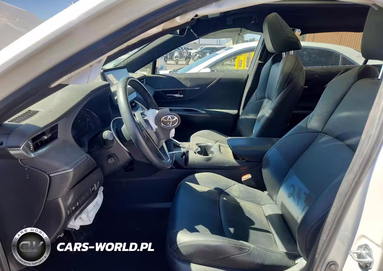 2023 Toyota Venza Nightshade Edition VIN:JTEAAAAHXPJ124207 - 7