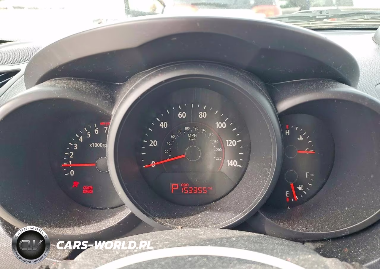 2010 Kia Soul + VIN:KNDJT2A21A7089657 - 9