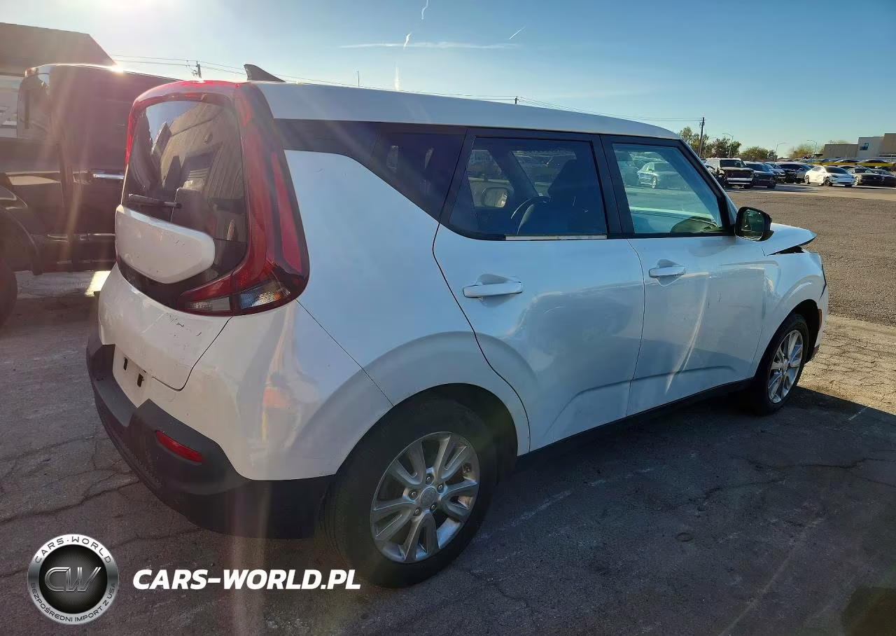 2022 Kia Soul Lx VIN:KNDJ23AU4N7157658 - 3