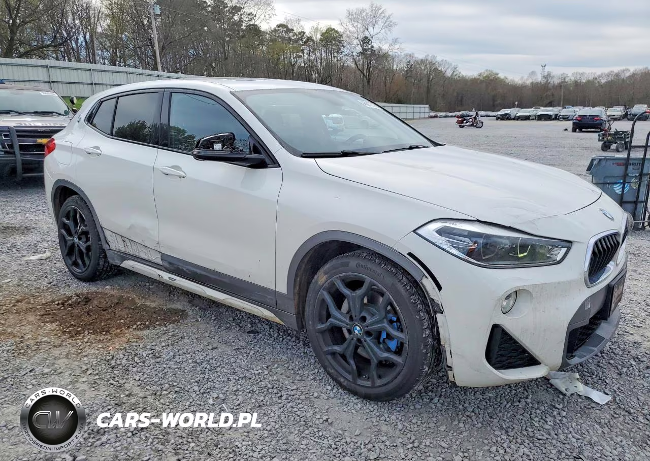 2018 BMW X2 xDrive28I VIN:WBXYJ5C33JEF78526 - 4