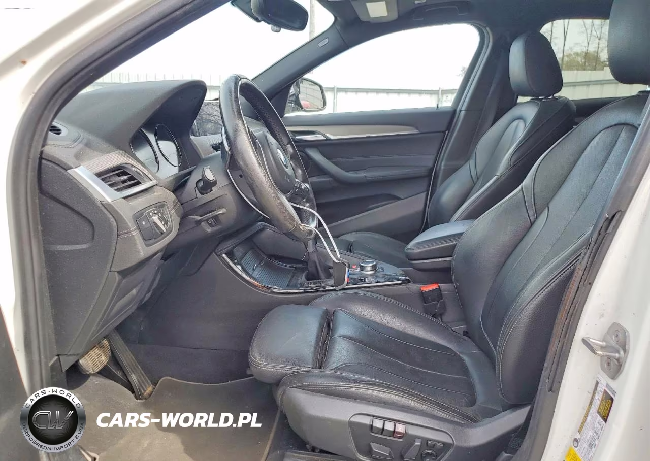 2018 BMW X2 xDrive28I VIN:WBXYJ5C33JEF78526 - 7