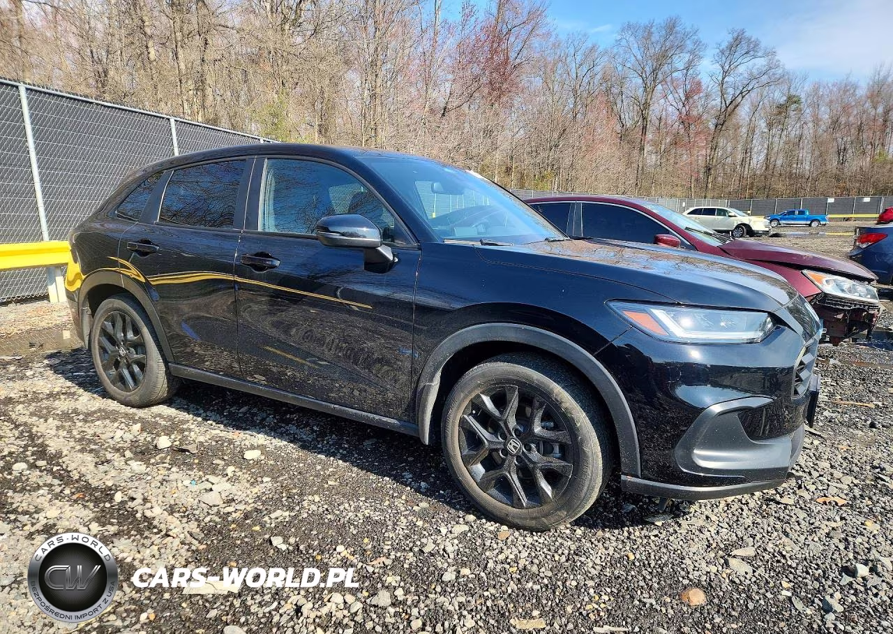 2023 Honda Hr-V Sport VIN:3CZRZ2H52PM748775 - 4