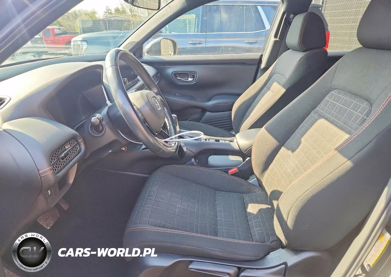2023 Honda Hr-V Sport VIN:3CZRZ2H52PM748775 - 7