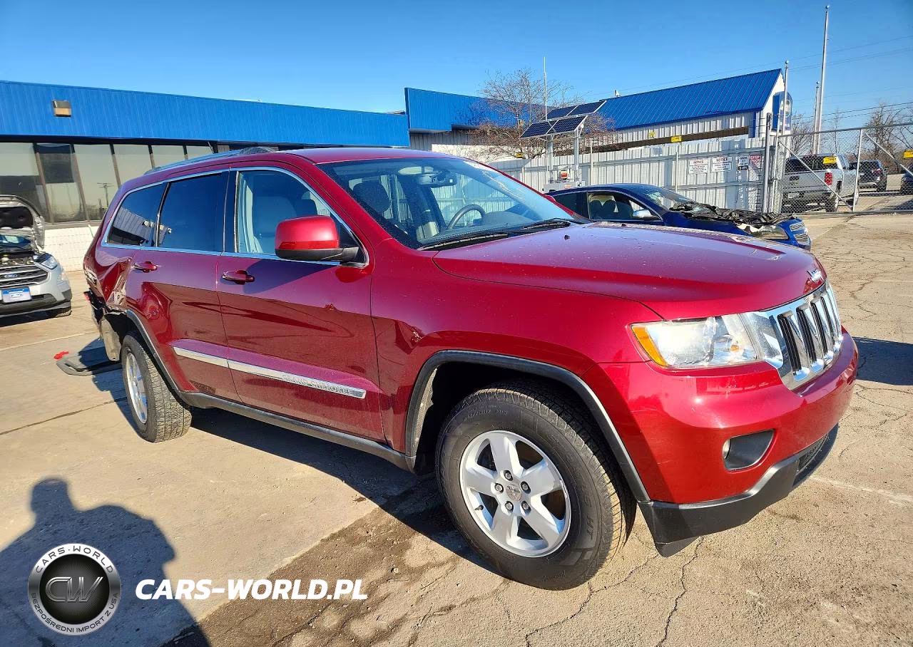 2012 Jeep Grand Cherokee Laredo VIN:1C4RJFAG8CC141520 - 4