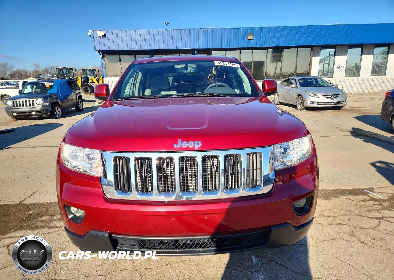 2012 Jeep Grand Cherokee Laredo VIN:1C4RJFAG8CC141520 - 5