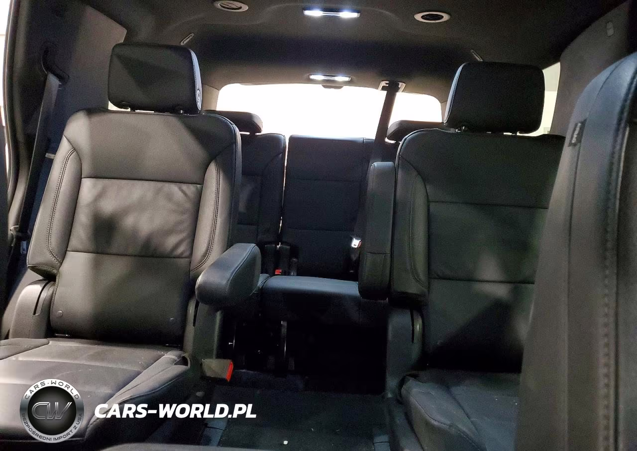 2024 Chevrolet Tahoe K1500 Z71 VIN:1GNSKPKD4RR230605 - 10