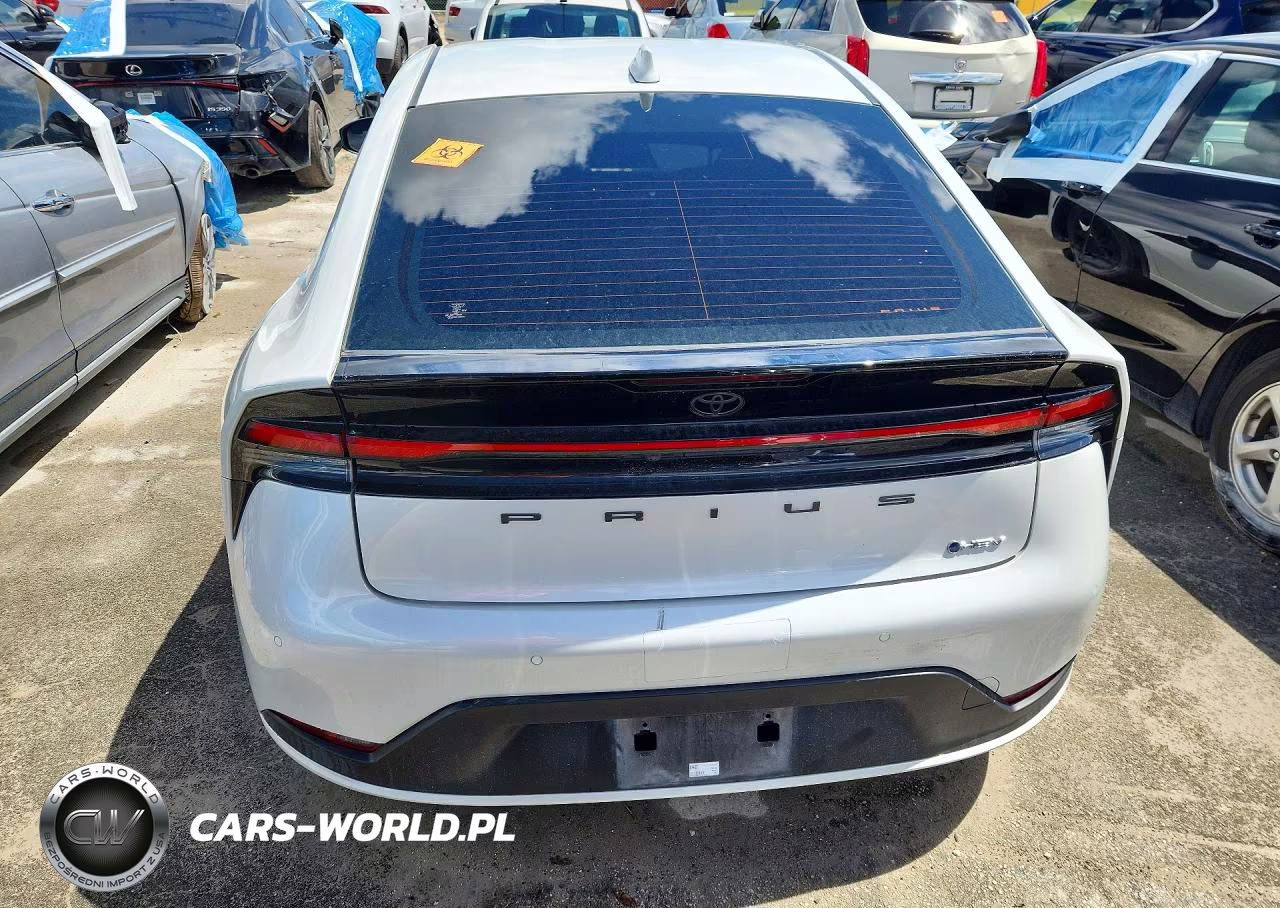 2024 Toyota Prius Le VIN:JTDACAAU2R3044807 - 6