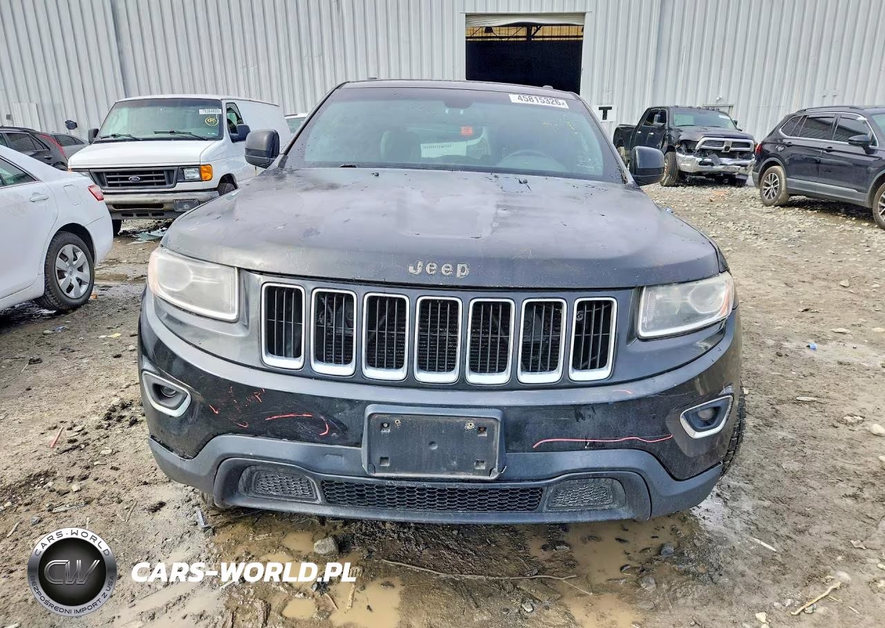 2015 Jeep Grand Cherokee Laredo VIN:1C4RJFAG0FC193728 - 5