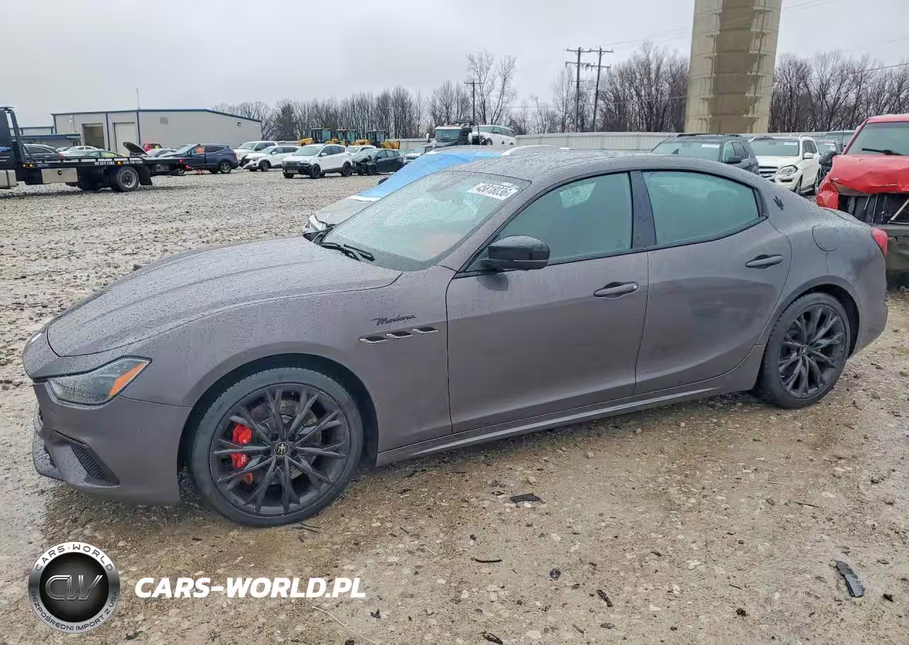2022 Maserati Ghibli Modena