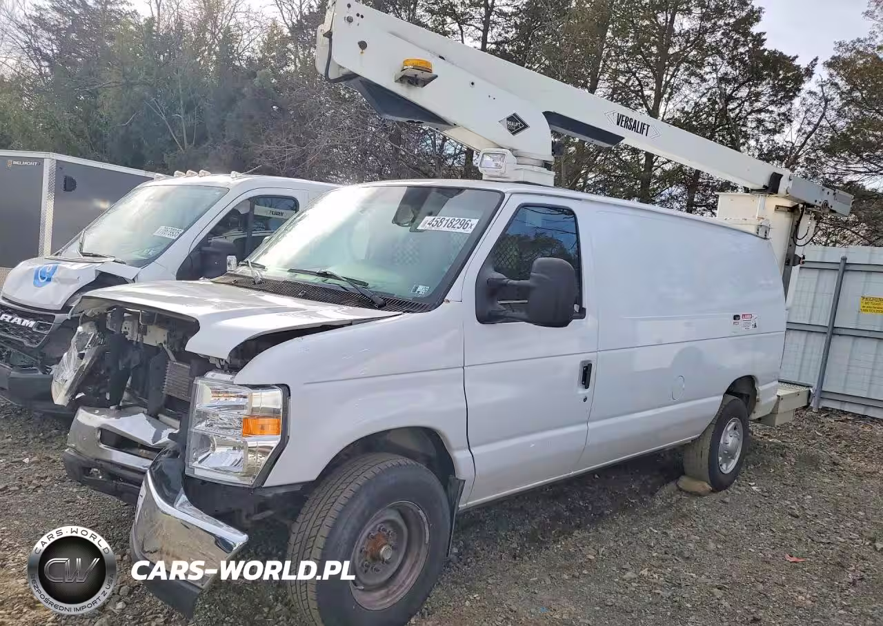 2014 Ford E350 Van With Bucket Lift