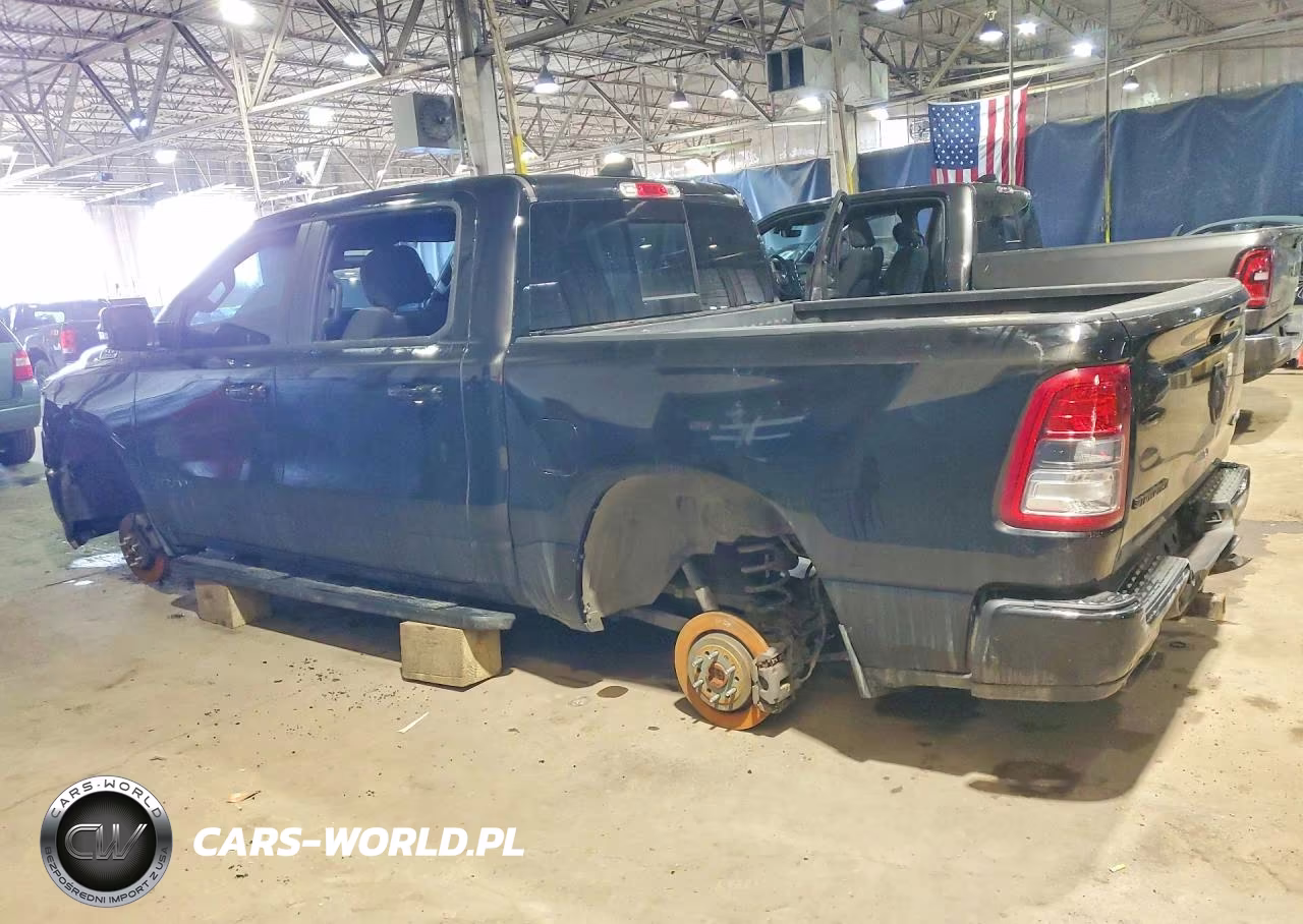 2019 Ram 1500 Big Horn VIN:1C6SRFFT7KN899584 - 2