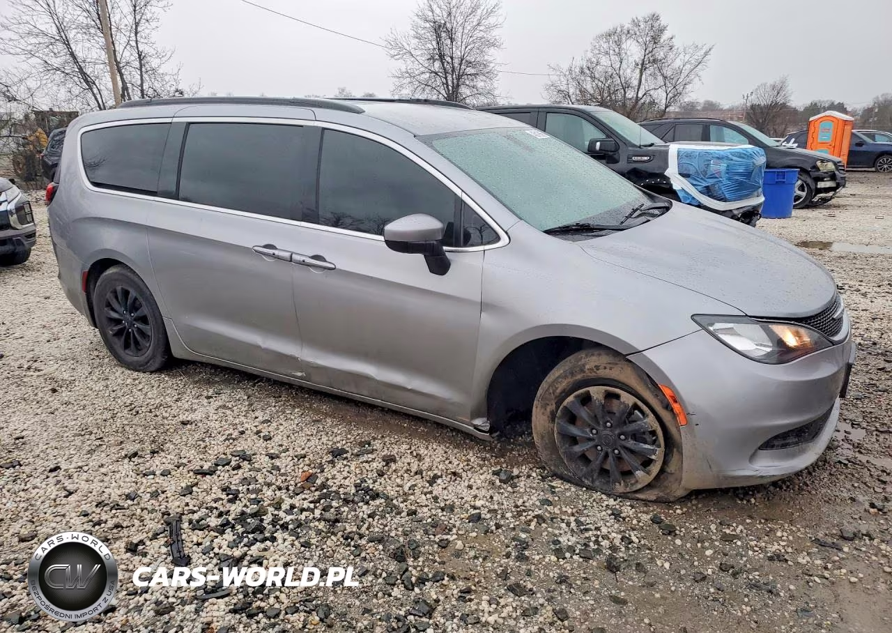 2021 Chrysler Voyager Lxi VIN:2C4RC1DG8MR530403 - 4