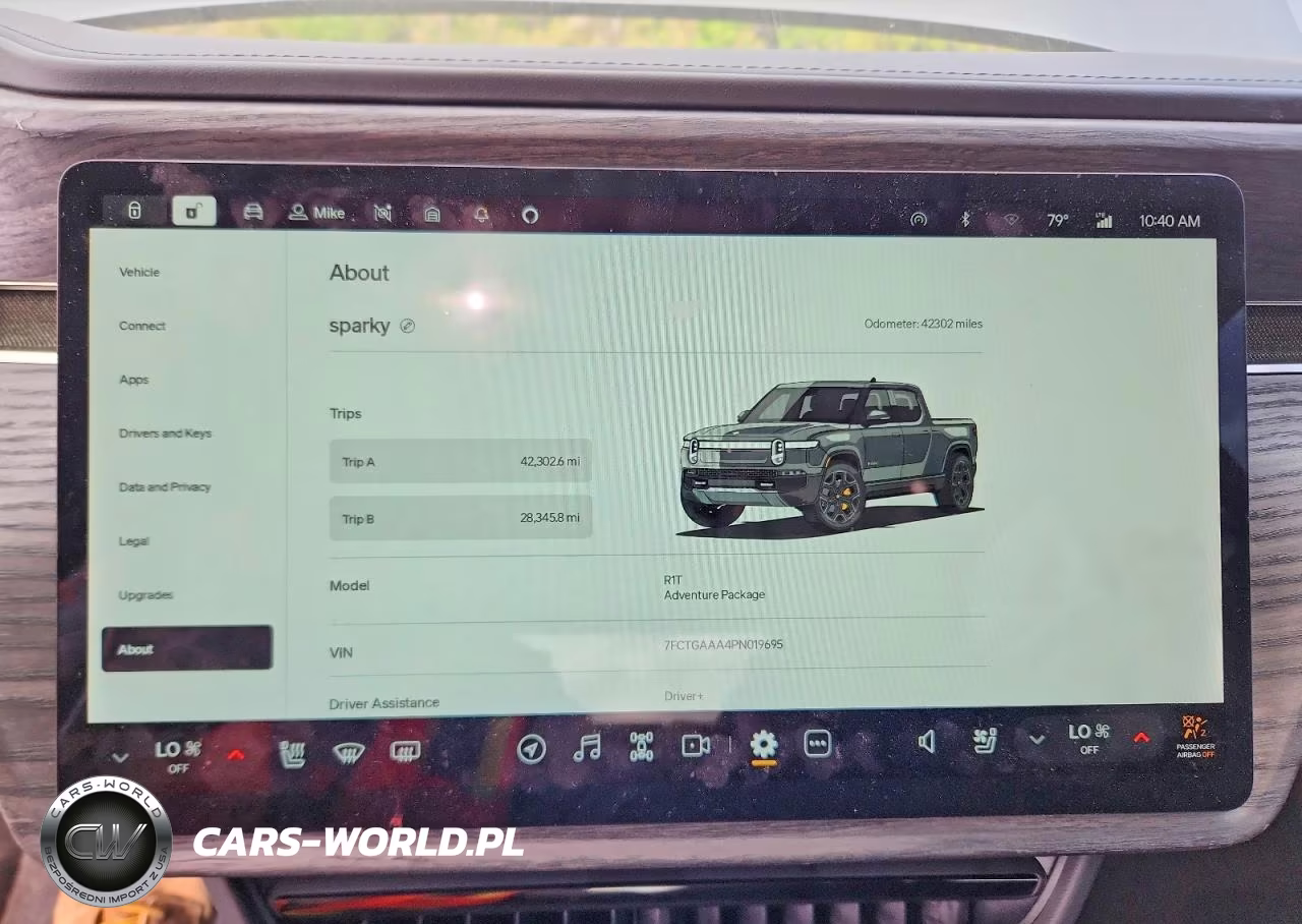 2023 Rivian R1T Adventure VIN:7FCTGAAA4PN019695 - 9