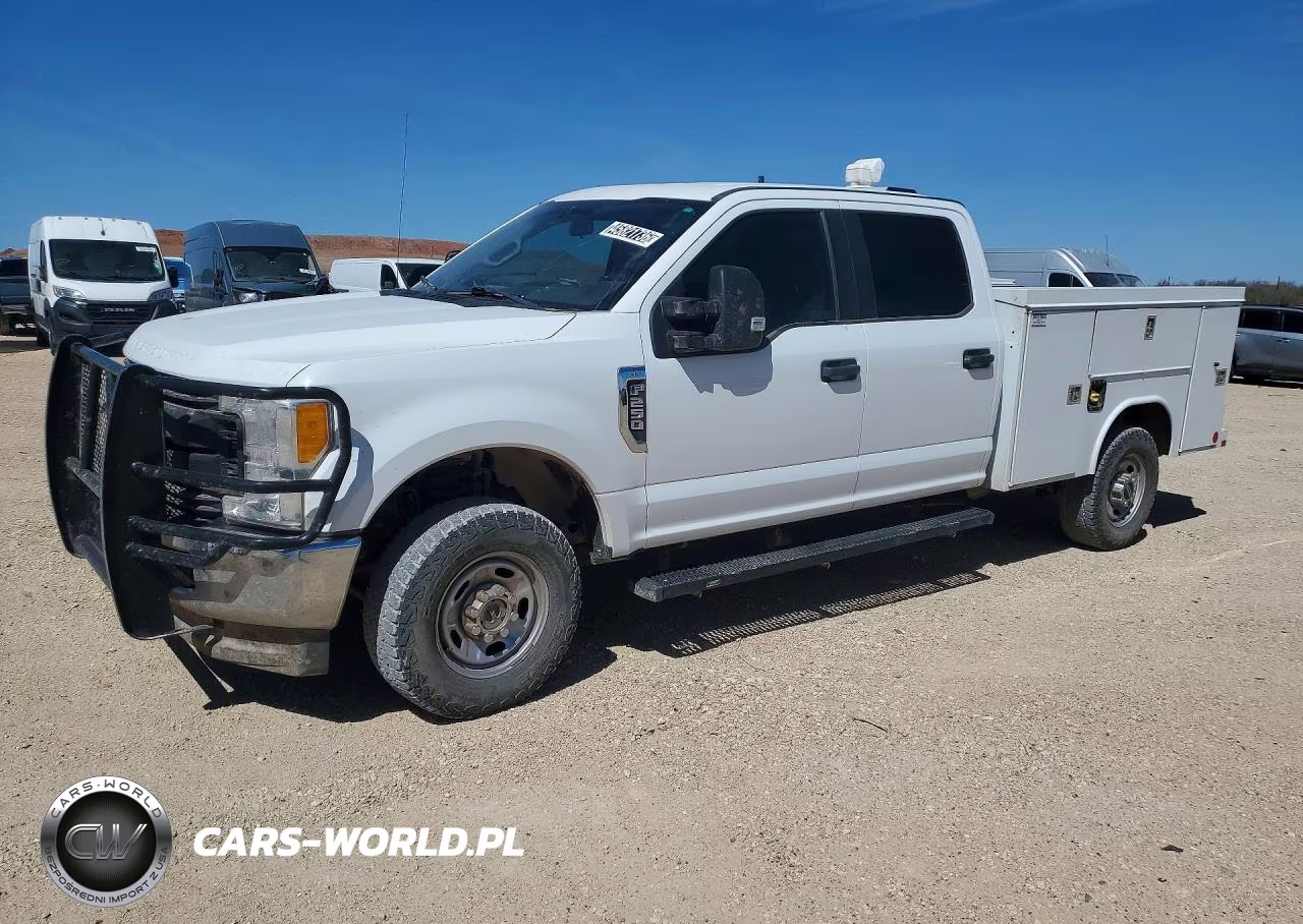 2017 Ford F250 Super Duty Utility - Service Truck – zdjęcie 1 z 12