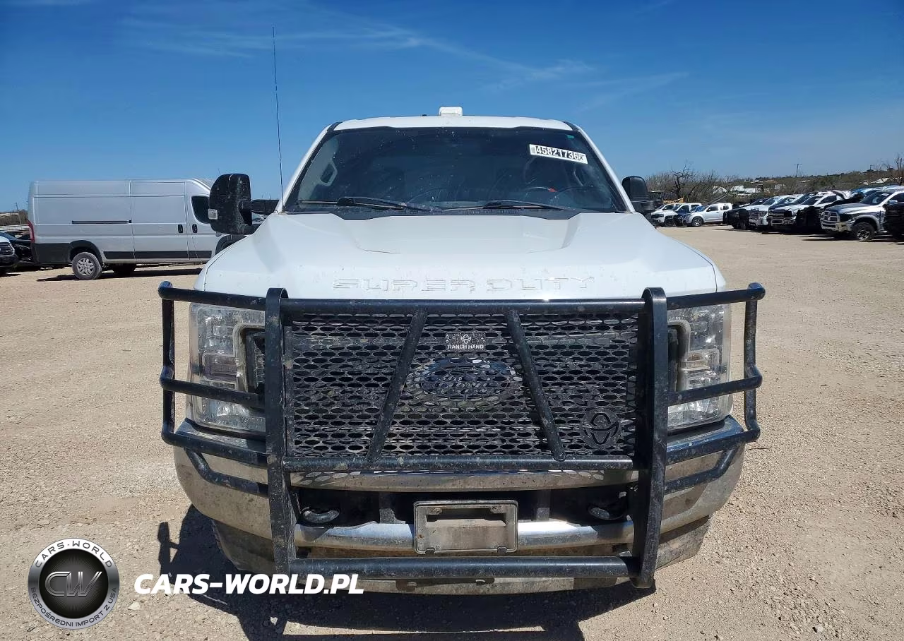 2017 Ford F250 Super Duty Utility - Service Truck VIN:1FT7W2B68HEE97825 - 5