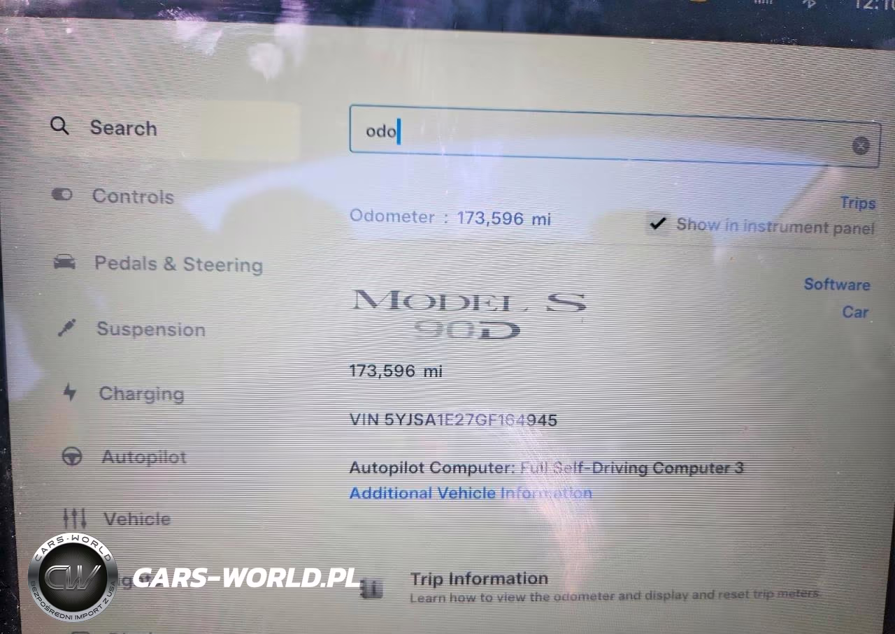 2016 Tesla Model S VIN:5YJSA1E27GF164945 - 9