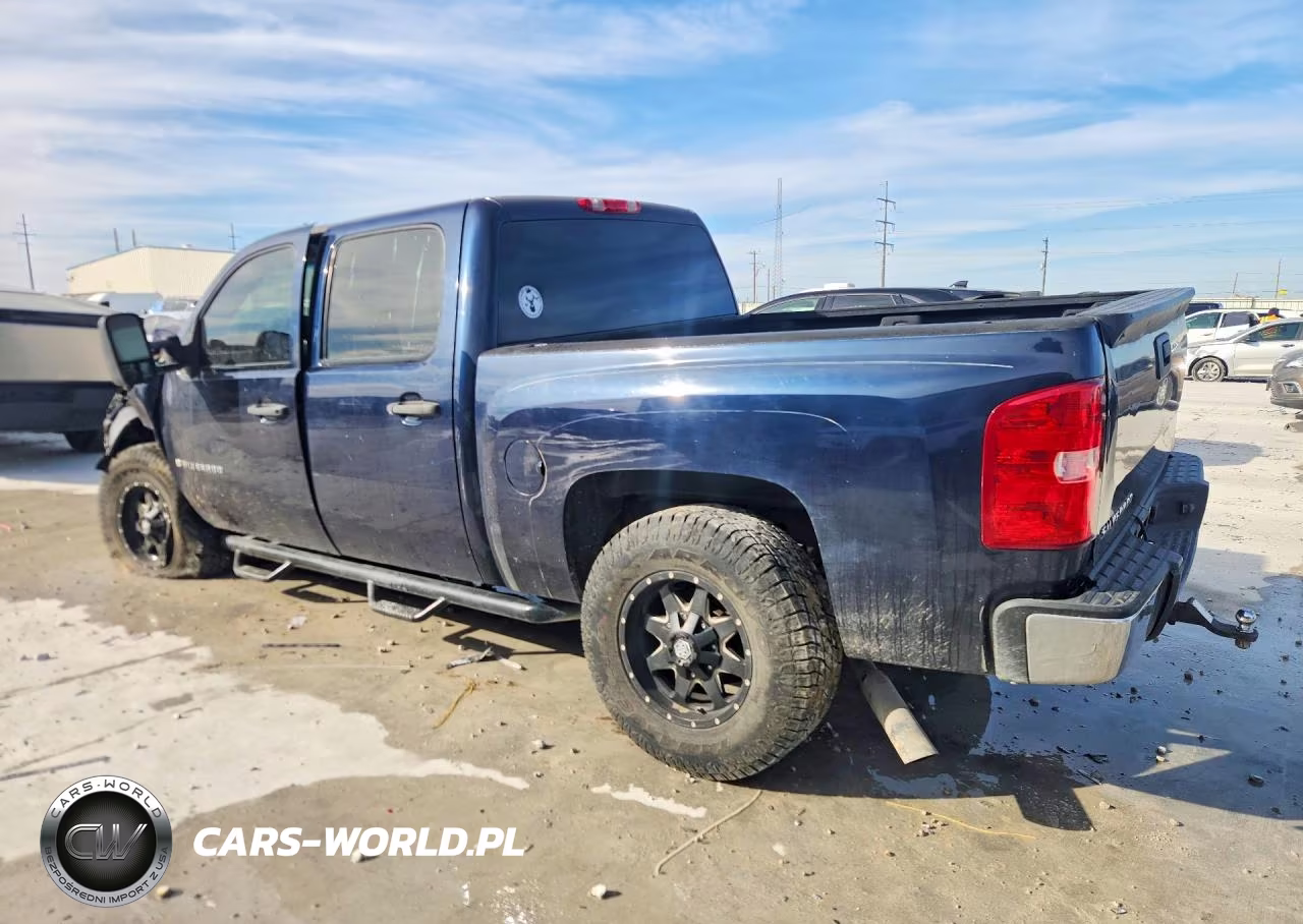 2007 Chevrolet Silverado C1500 Crew Cab VIN:2GCEC13C371565589 - 2
