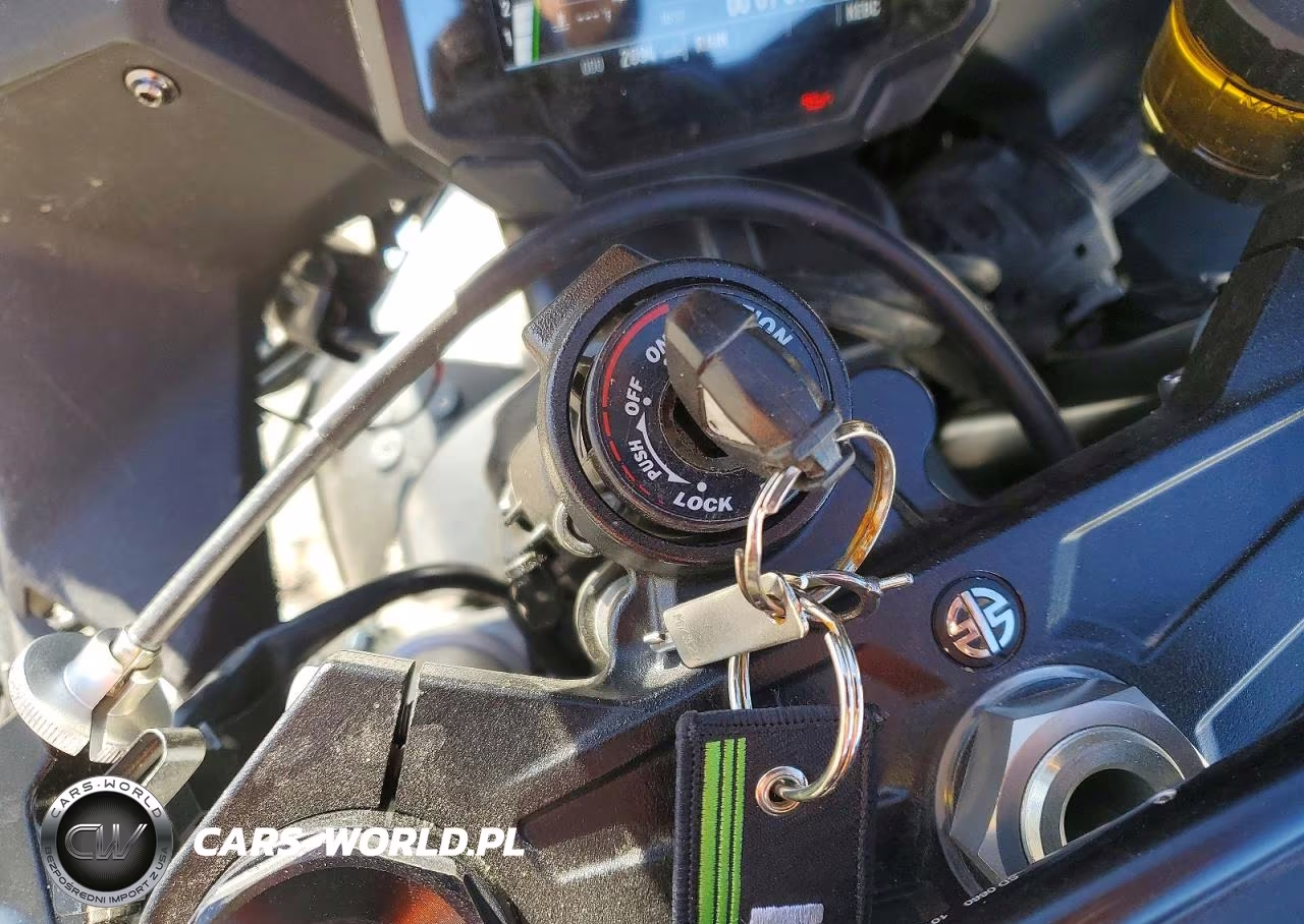 2025 Kawasaki Zx1002 M VIN:JKBZXVM1XSA009102 - 8