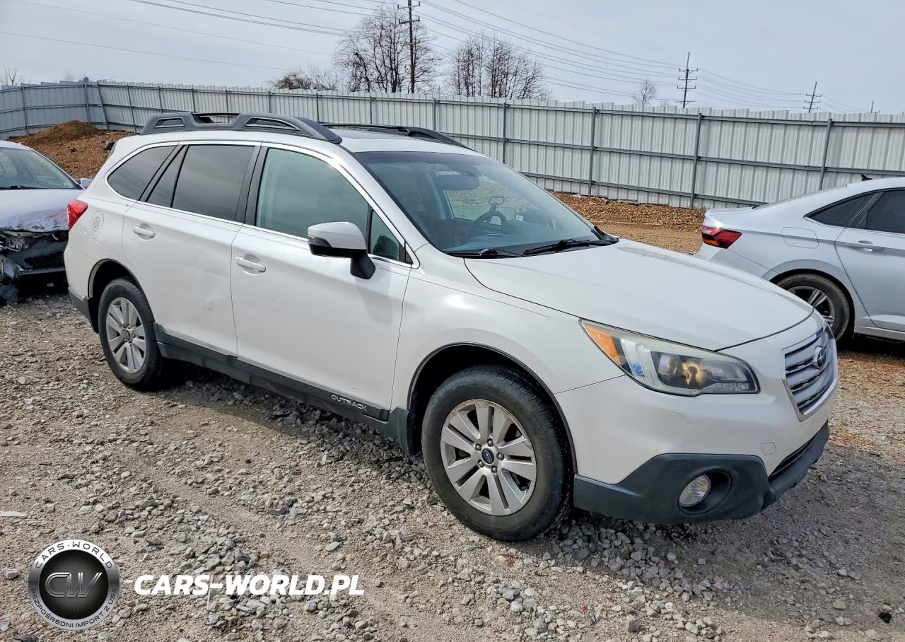 2016 Subaru Outback 2.5I Premium VIN:4S4BSAHCXG3336654 - 4