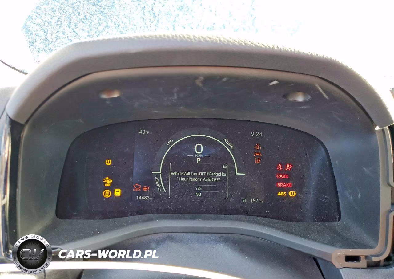 2025 Toyota Camry Le VIN:4T1DAACK3SU157076 - 9