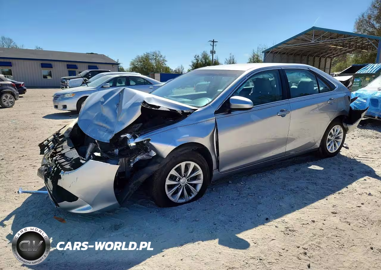 2015 Toyota Camry Le