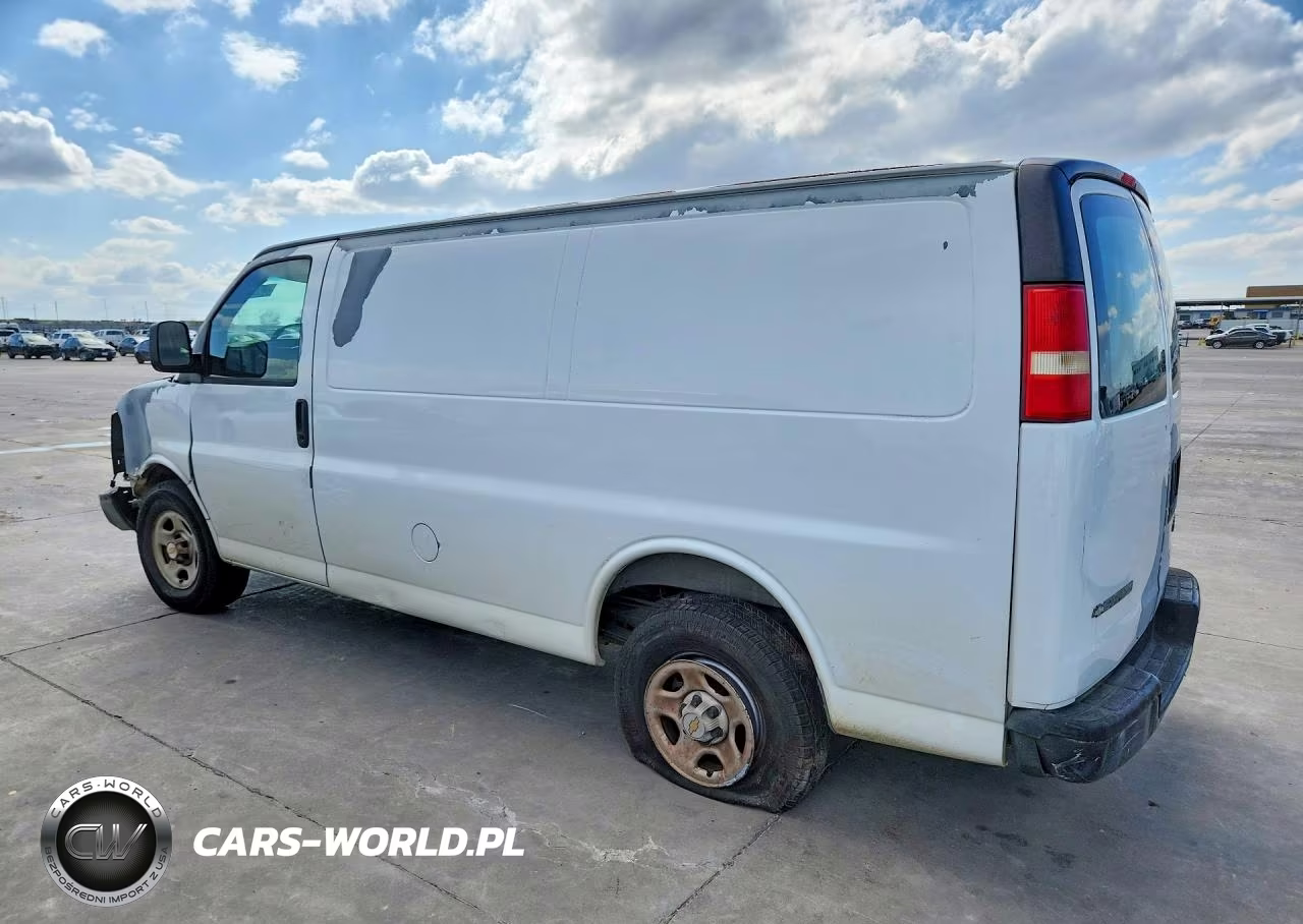 2004 Chevrolet Express 1500 Delivery Van VIN:1GCFG15X441114052 - 2