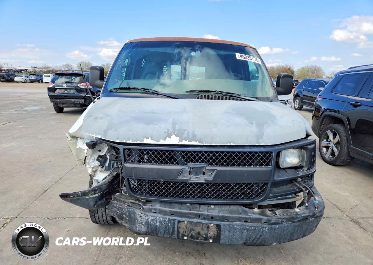 2004 Chevrolet Express 1500 Delivery Van VIN:1GCFG15X441114052 - 5