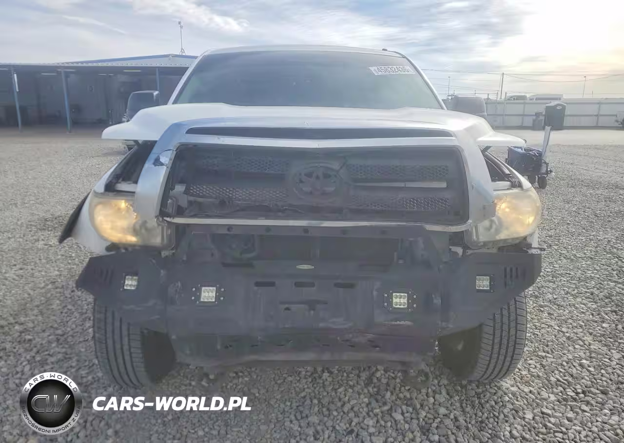 2011 Toyota Tundra VIN:5TFDW5F14BX163984 - 5