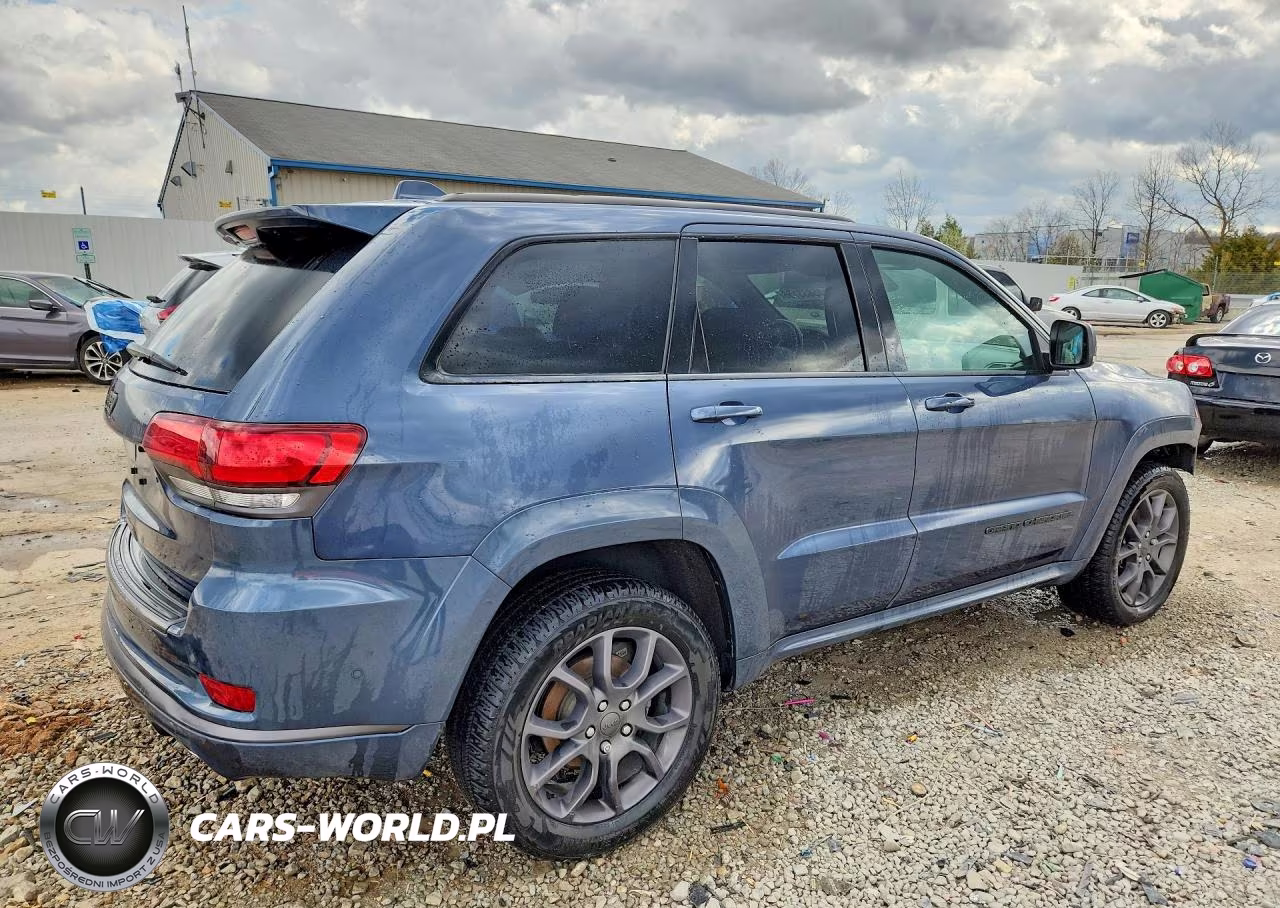 2020 Jeep Grand Cherokee Overland VIN:1C4RJFCG2LC293936 - 3
