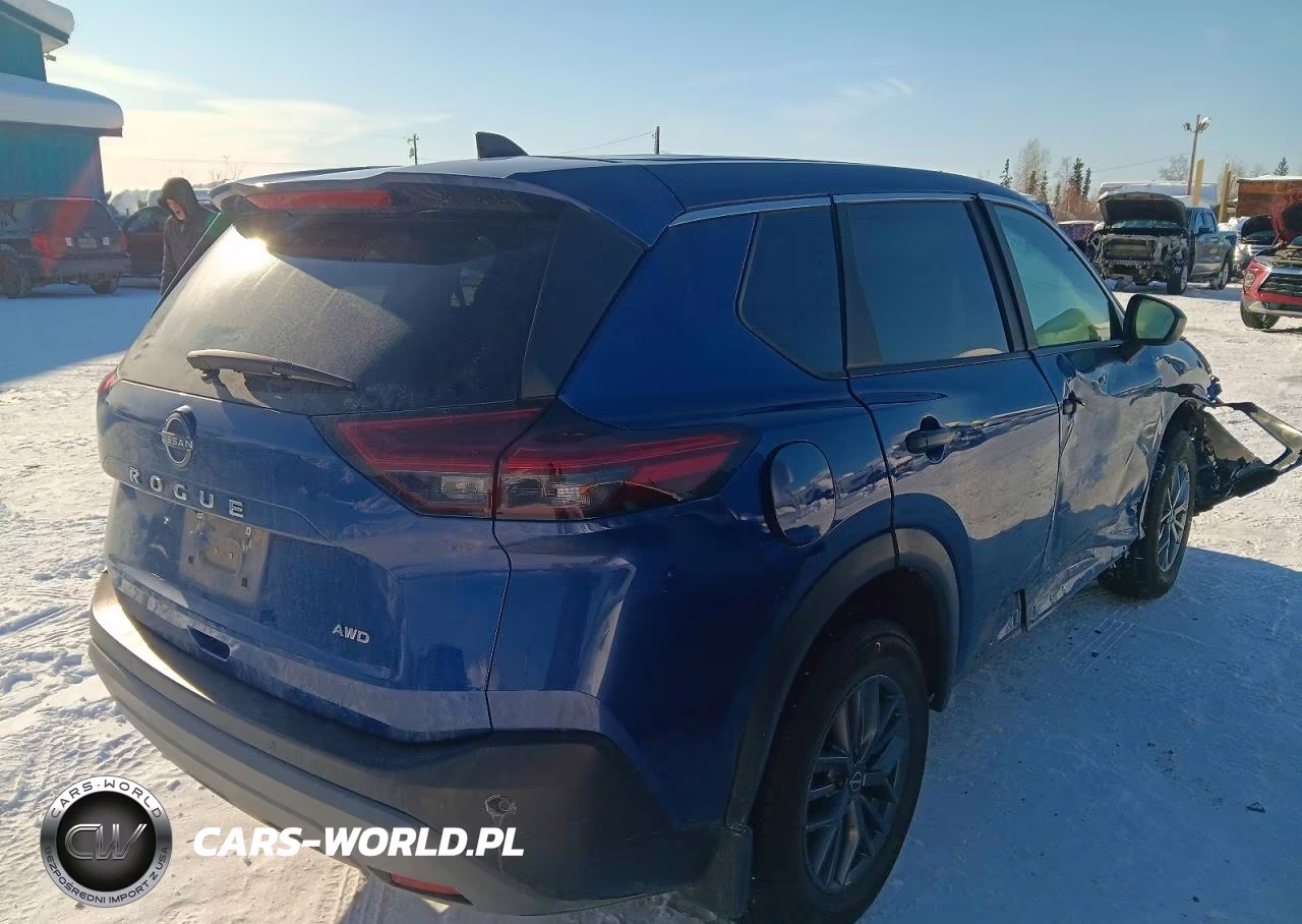 2023 Nissan Rogue S VIN:5N1BT3AB1PC876047 - 3