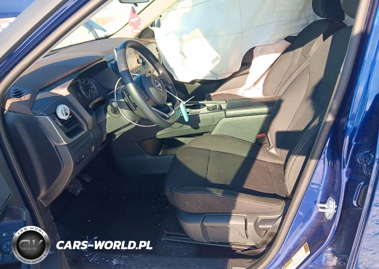 2023 Nissan Rogue S VIN:5N1BT3AB1PC876047 - 7