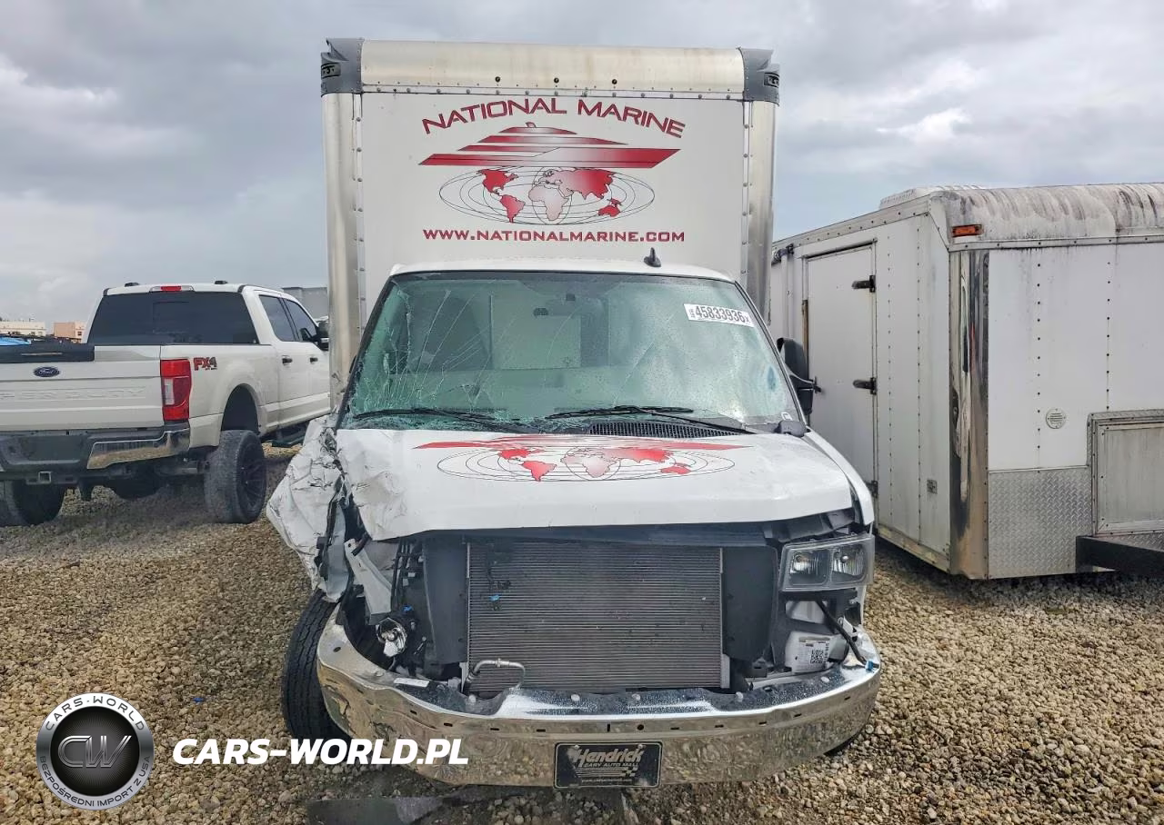 2025 GMC Savana Box Truck VIN:7GZ37TC79SN000283 - 9