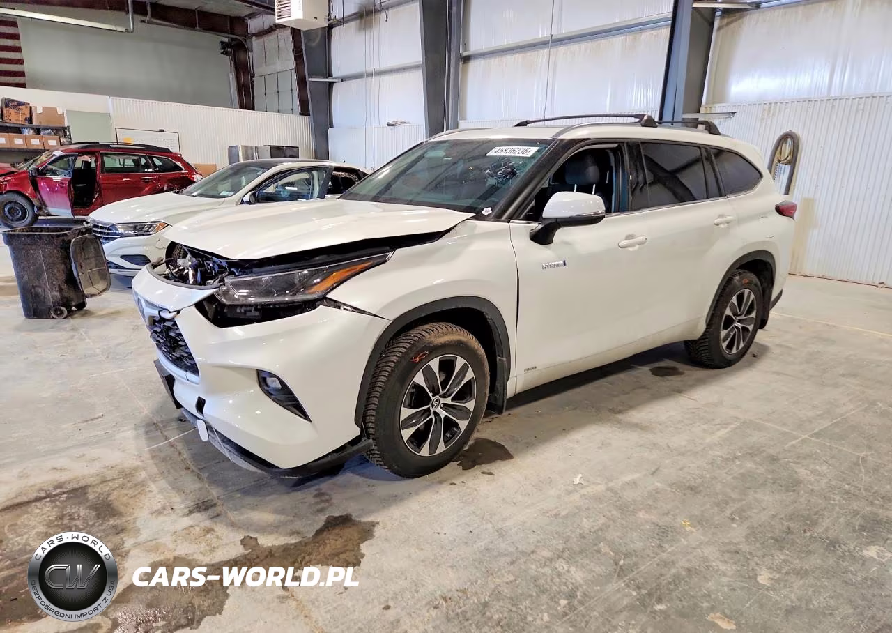 2021 Toyota Highlander Hybrid Xle