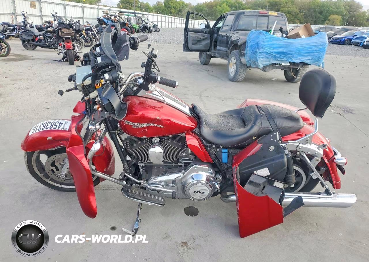 2013 Harley-Davidson Flhx Street Glide VIN:1HD1KBM12DB647411 - 3
