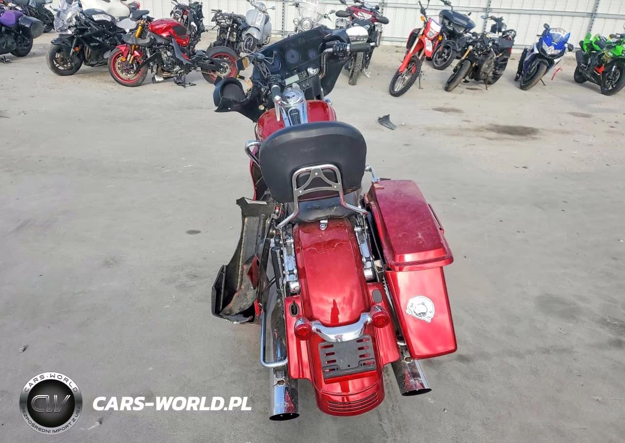 2013 Harley-Davidson Flhx Street Glide VIN:1HD1KBM12DB647411 - 4
