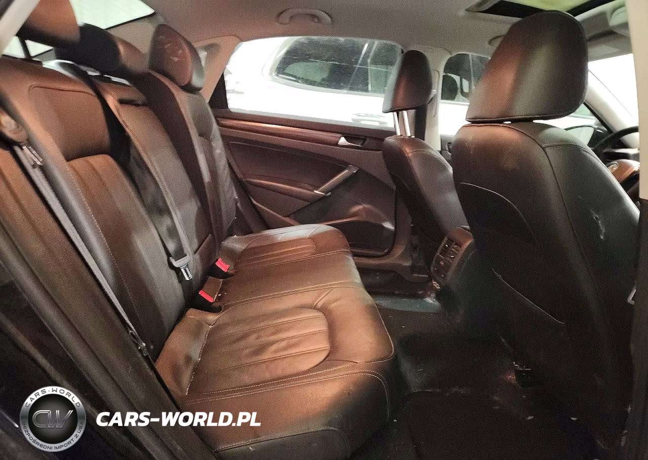 2020 Volkswagen Passat Sel VIN:1VWCA7A39LC017505 - 10