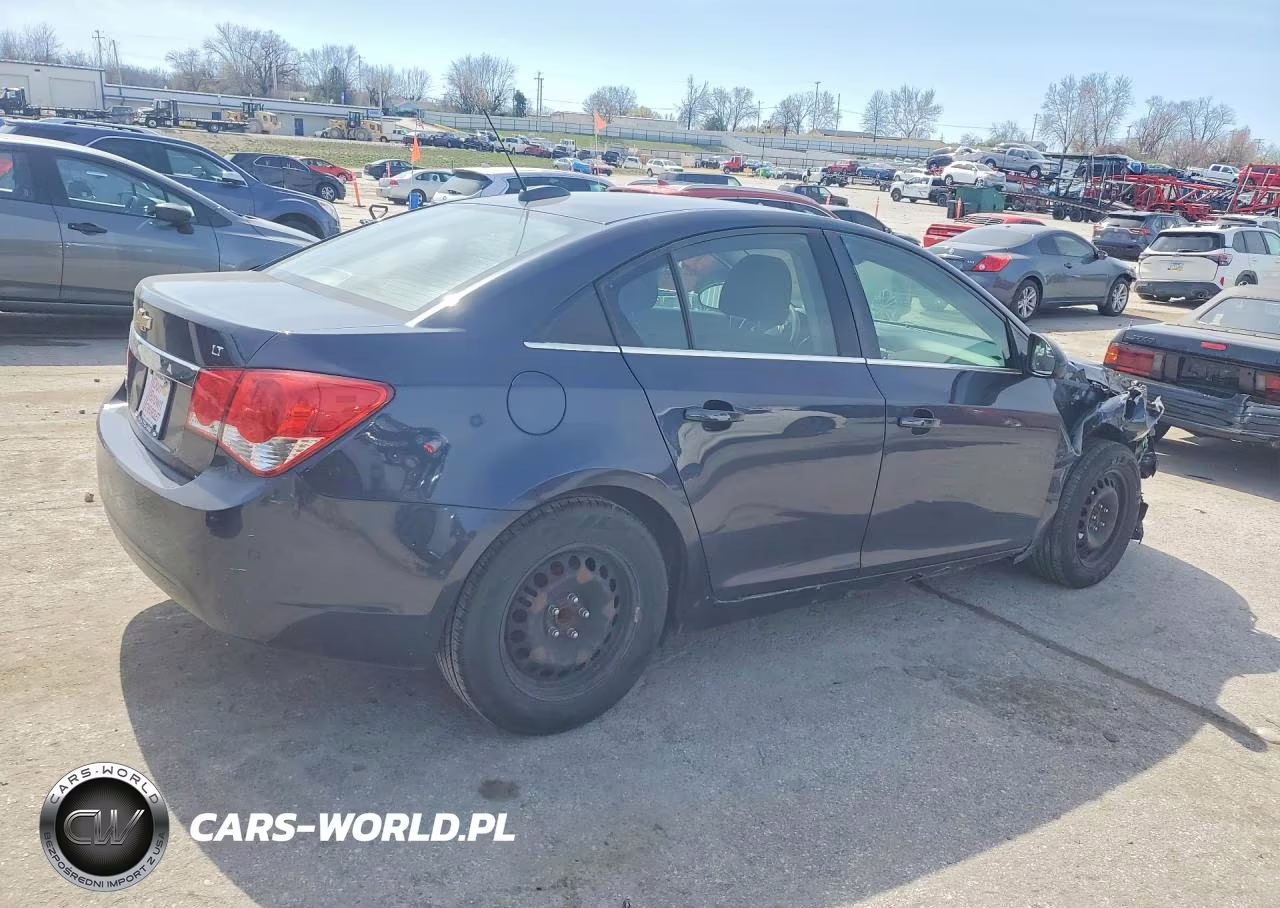 2015 Chevrolet Cruze Lt VIN:1G1PC5SB0F7229658 - 3