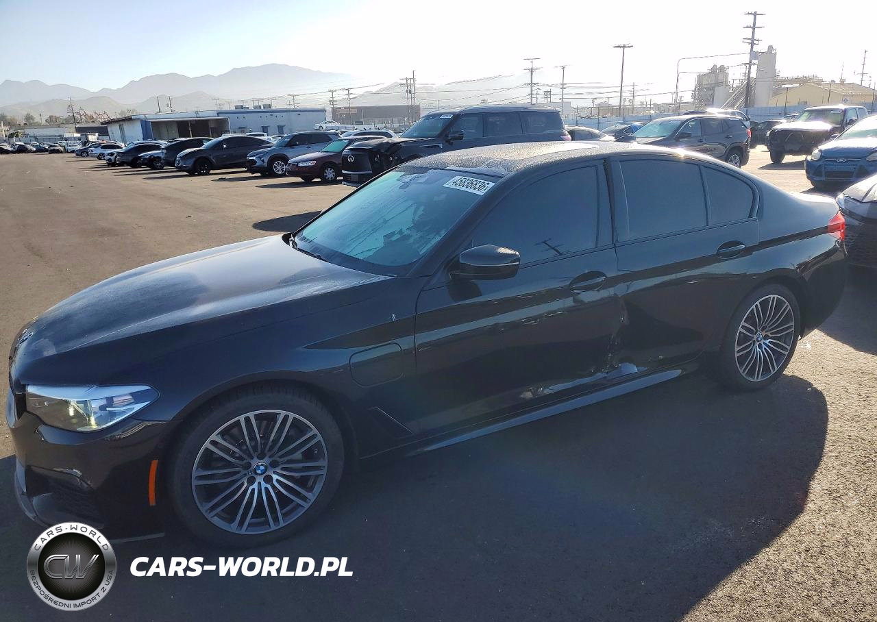 2019 BMW 530E